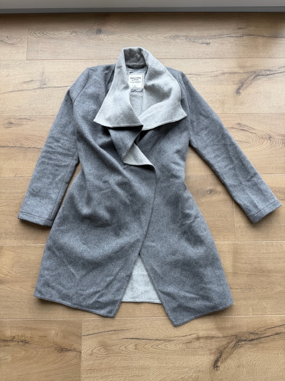 Abercrombie & Fitch Women's Gray Draped Trench Coat